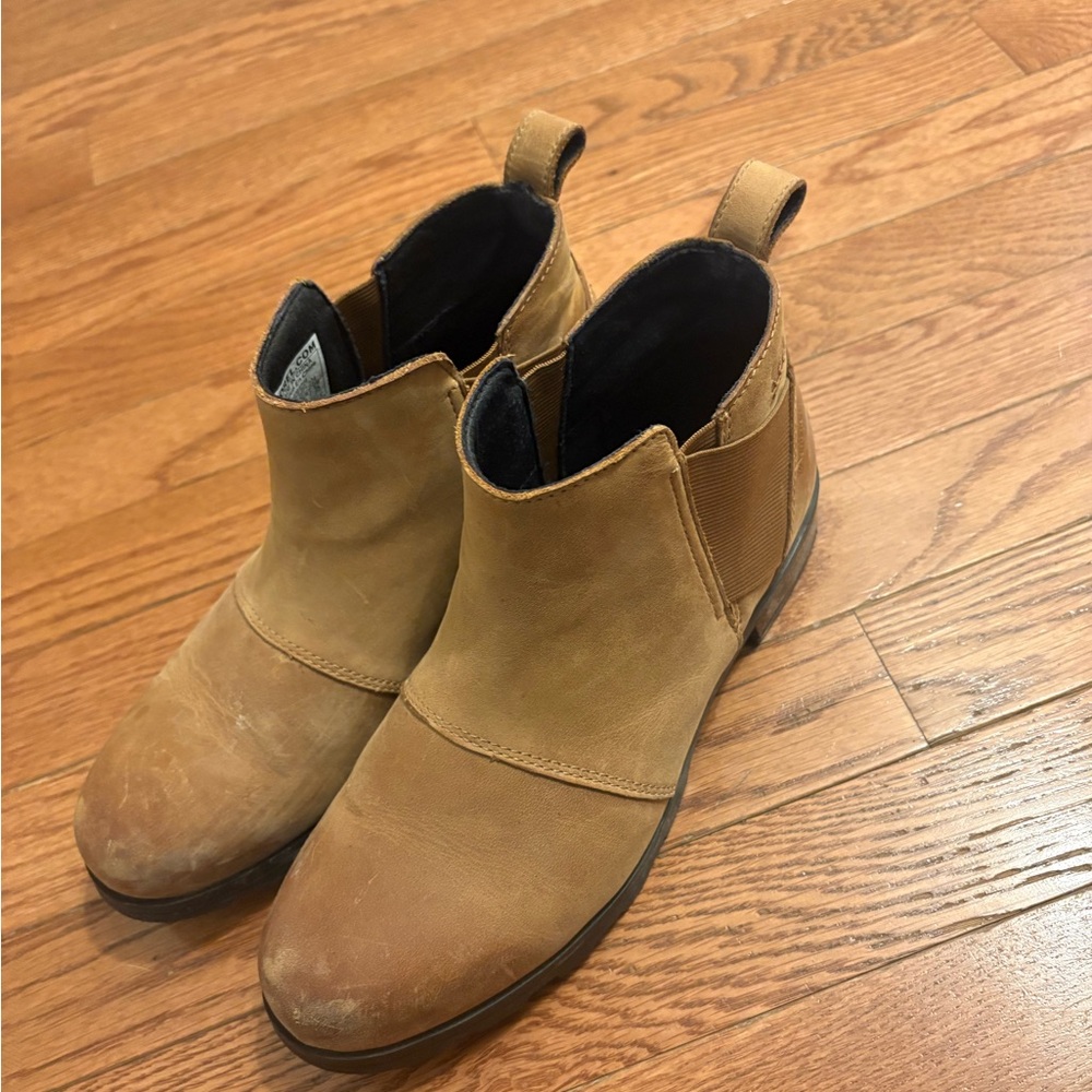 Sorel women’s  Brown Chukka Boots
